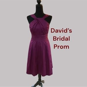 PLUM FORMAL BY DAVIDS BRIDAL SIZE 2 PROM WORTHY WORN ONCE